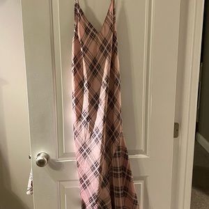 ✅✅ NWT Victoria’s Secret night gown
